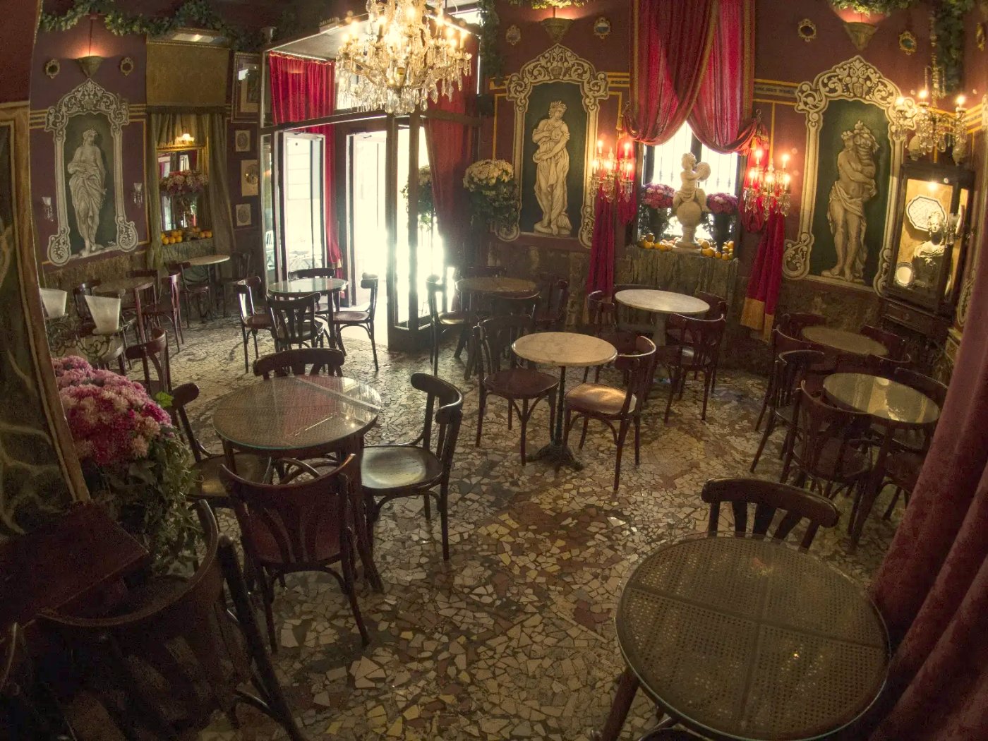 Mesas del salón